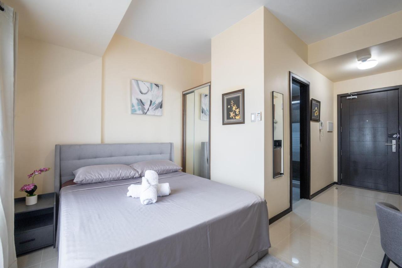 Aparthotel The Radiance Manila Bay Pasay Exterior foto