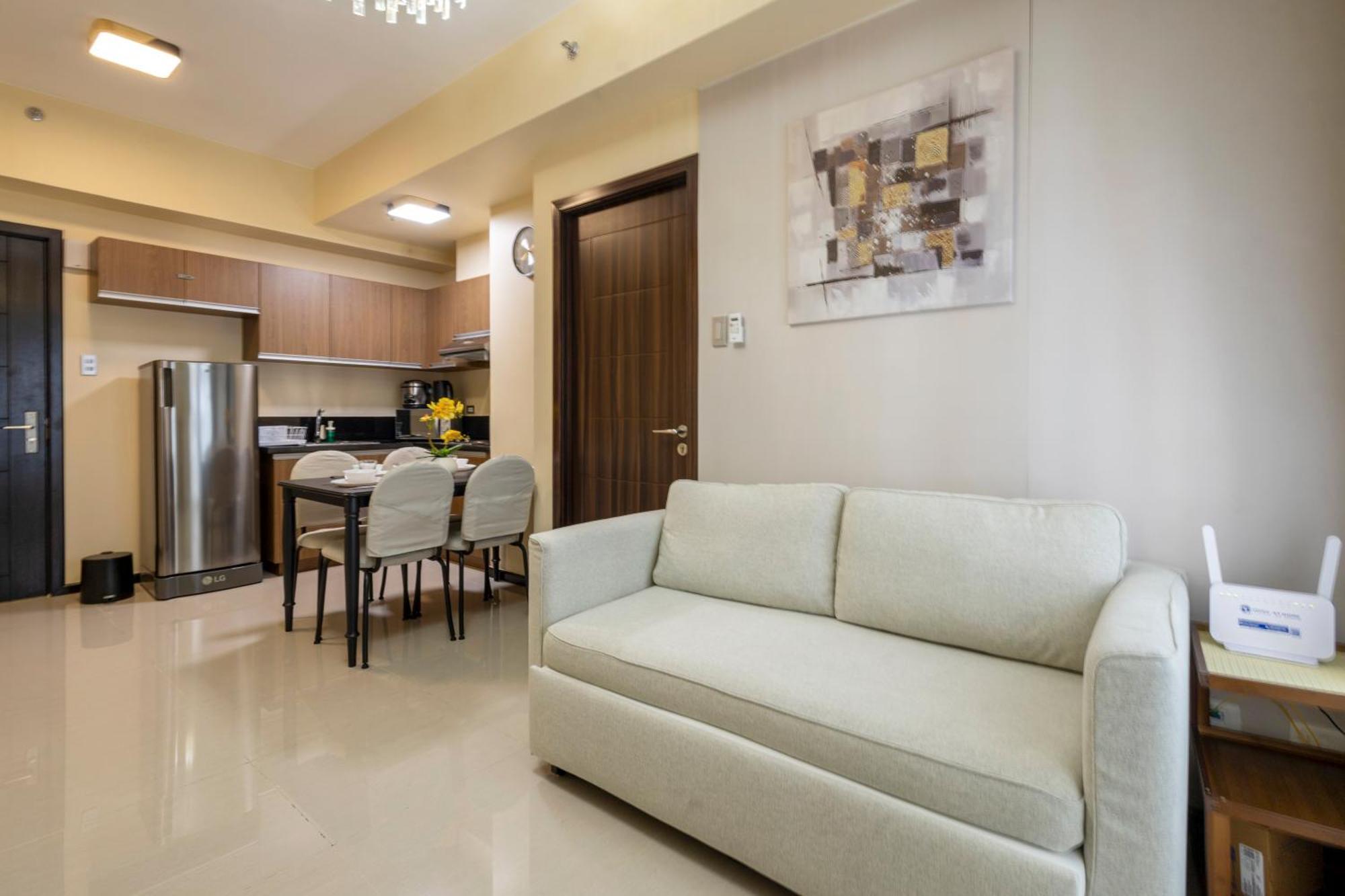 Aparthotel The Radiance Manila Bay Pasay Exterior foto